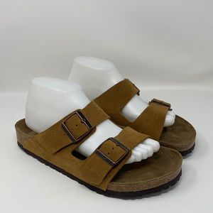 Birkenstock unisex suede brown slides